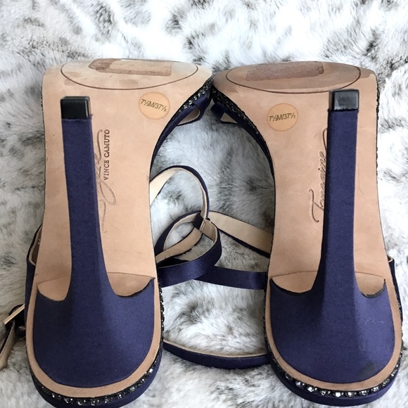 IMAGINE Vince Camuto Gian Strappy Sandals - Picture 7 of 8